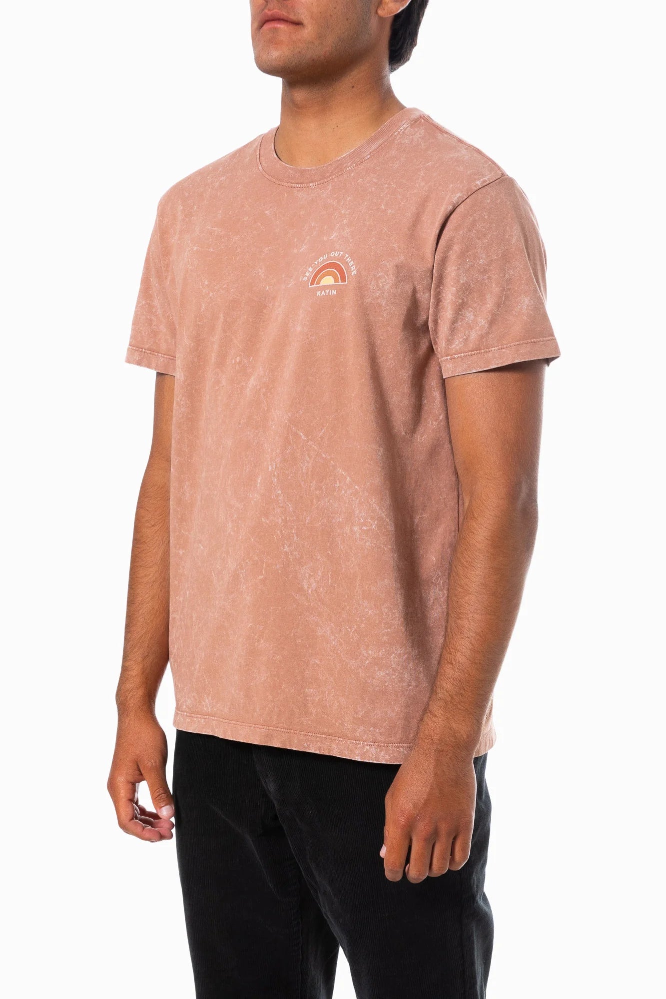 Voyage Tee - Red Fade Sand Wash